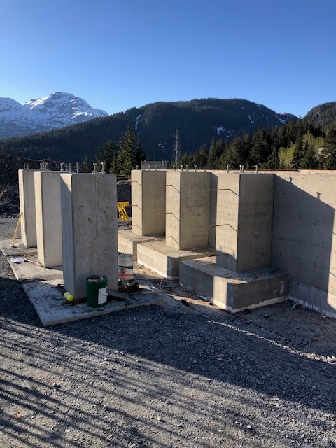 Concrete walls and supports